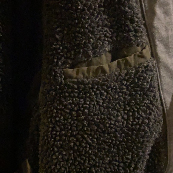 Levi’s Jacket - Picture 5 of 7